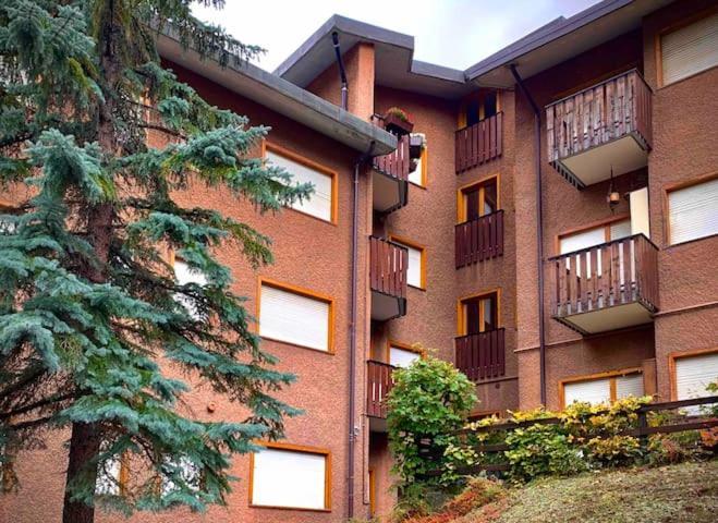 Appartamento Elegante trilocale con garage, terrazzo e vista montagne Bardonecchia Esterno foto